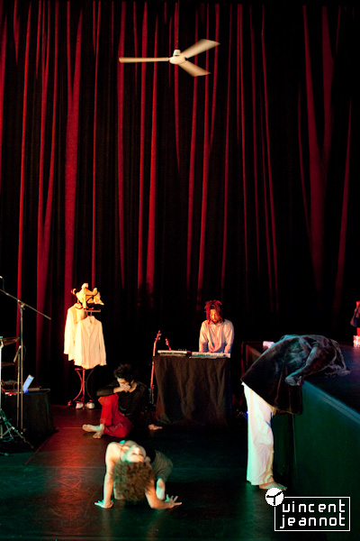 2007_U4N0048