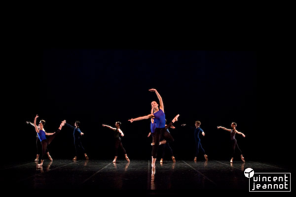 2007_u4n0058