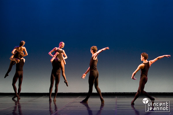2007_u4n0028