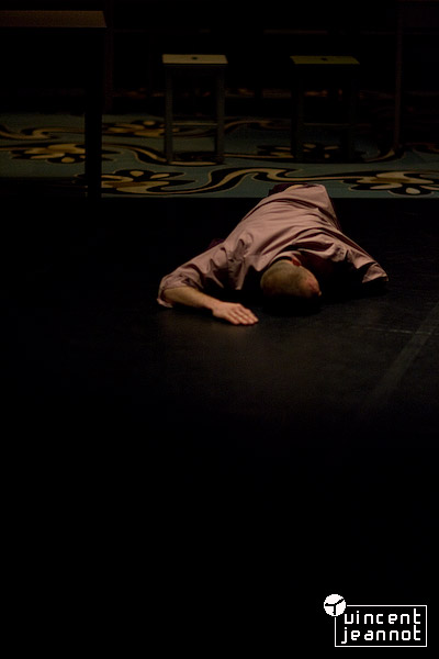 2007_u4n0049