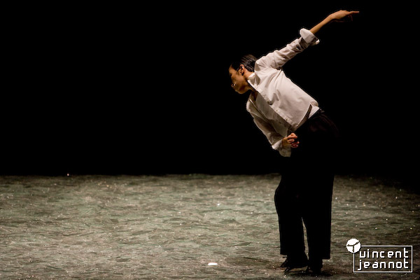 2008_u4n0045