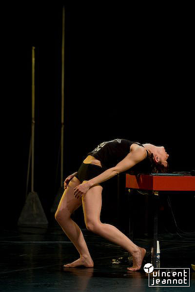 2008_u4n0058