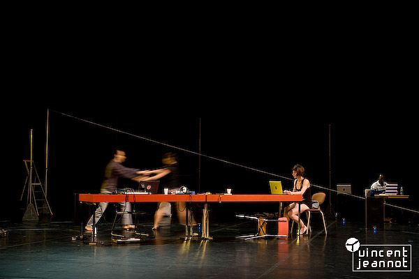 2008_u4n0079