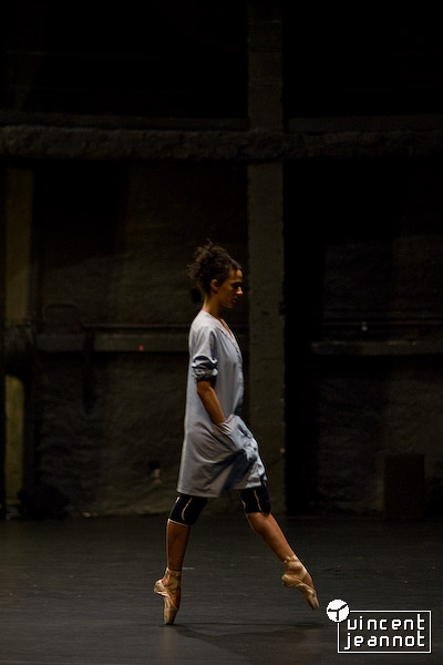 2008_u4n0044