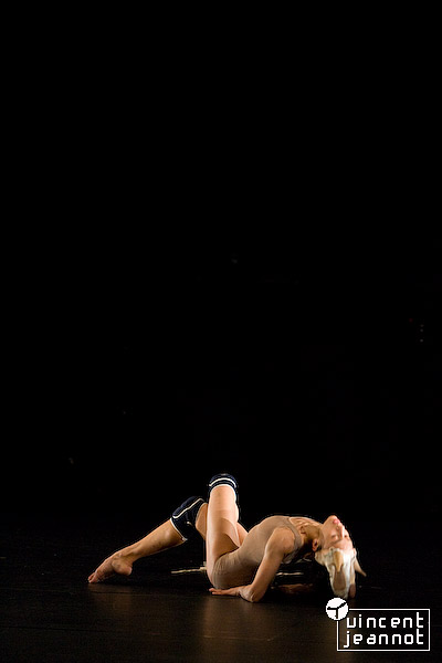 2008_u4n0251