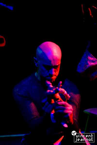 2008_10_u4n0040