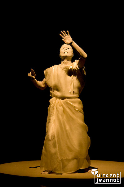 2008_u4n0005