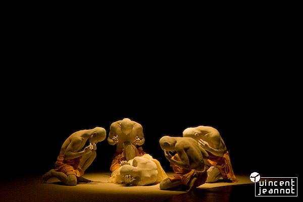 2008_u4n0055