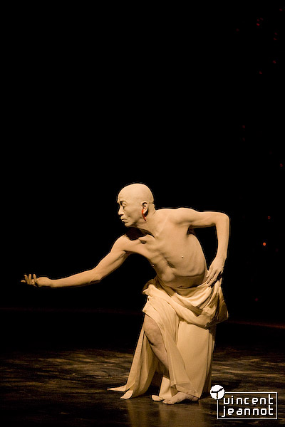 2008_u4n0240