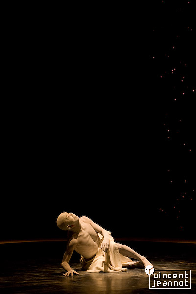 2008_u4n0270