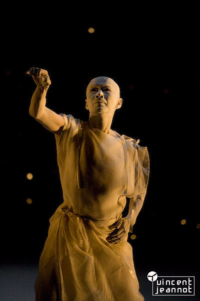 2008_u4n0287