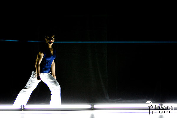 2008_u4n0012