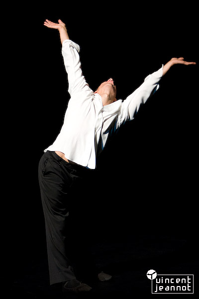 2008_u4n0053