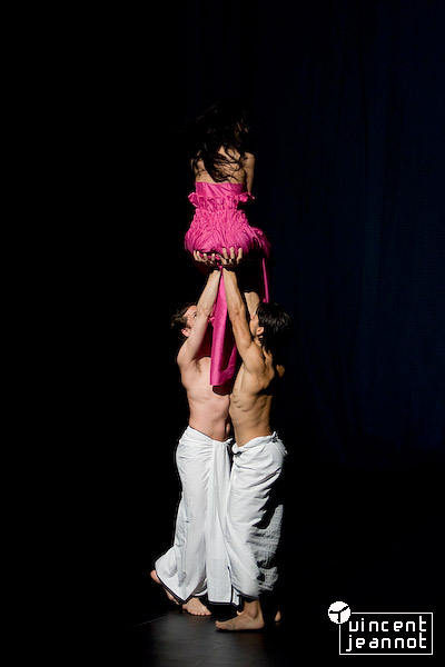 2008_u4n0095