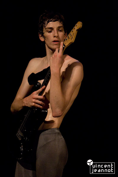 2008_u4n0363