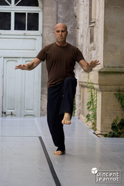 2008_u4n0038