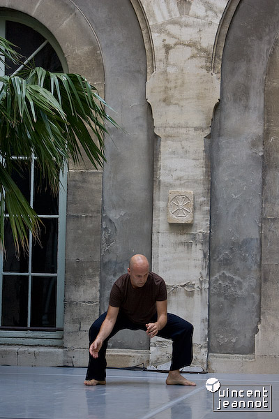 2008_u4n0046