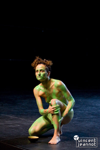 2008_u4n0468