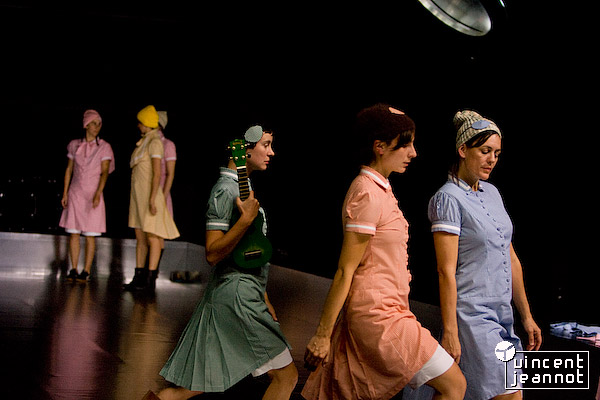 Photographie de Les Assistantes de J. Lacey et N. Lauro