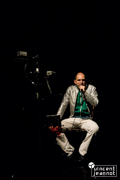 2008_u4n0013