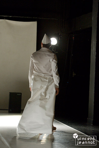 2008_u4n0023