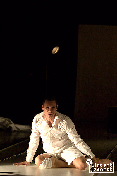 2008_u4n0105