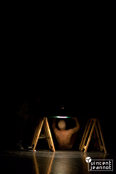 2008_u4n0019