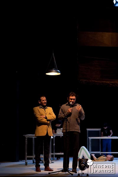 2009_U4N0004