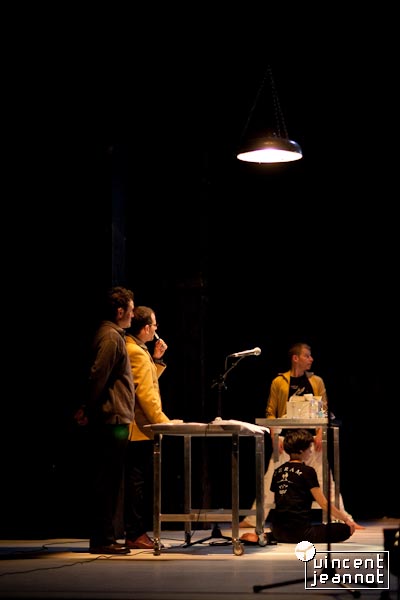 2009_U4N0006