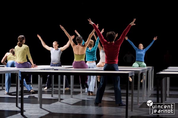 Photographie de One flat thing, reproduced (2000) de William Forsythe
