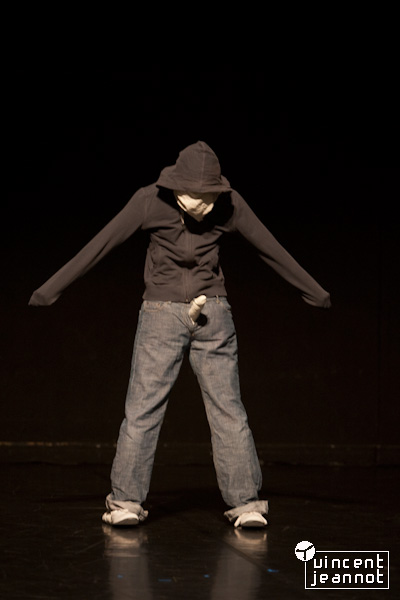 2009_U4N0003