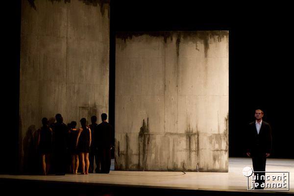 Photographie de Underneath de Medhi Walerski